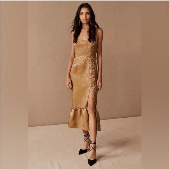 Sachin + Babi Dresses & Skirts - Sachin + Babi Gold Backless Sheath Dress with Slit